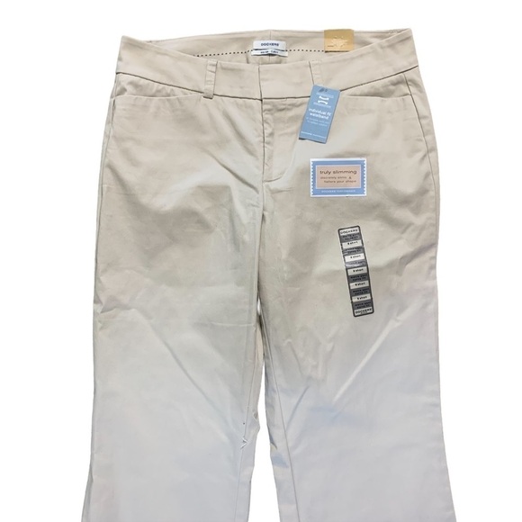 Dockers NWT Metro Pant Mid Rise Curvy Fit Size 8 Short - Picture 3 of 10